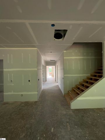 900 Cedarleaf Way, Simpsonville, SC 29681