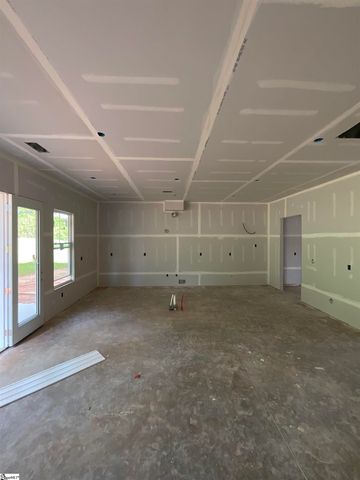 900 Cedarleaf Way, Simpsonville, SC 29681