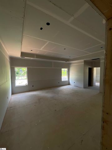 900 Cedarleaf Way, Simpsonville, SC 29681