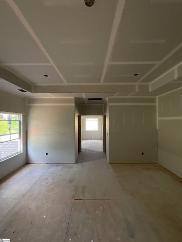 900 Cedarleaf Way, Simpsonville, SC 29681