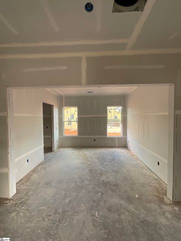 900 Cedarleaf Way, Simpsonville, SC 29681
