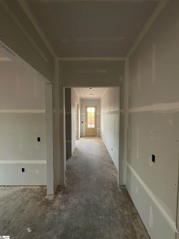 900 Cedarleaf Way, Simpsonville, SC 29681