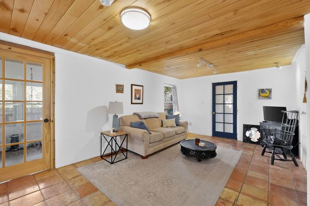 2882 NM 14, Cerrillos, NM 87010