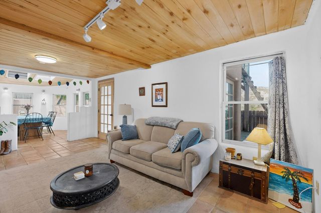 2882 NM 14, Cerrillos, NM 87010