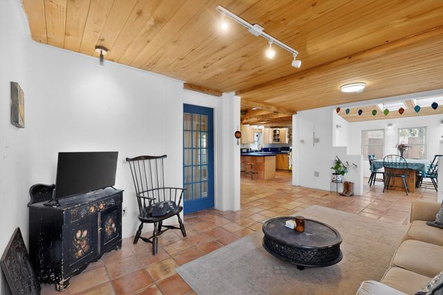 2882 NM 14, Cerrillos, NM 87010