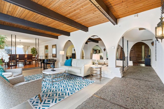 5101 N Pleasant Avenue, Fresno, CA 93711