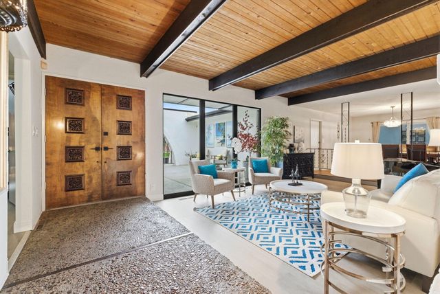 5101 N Pleasant Avenue, Fresno, CA 93711