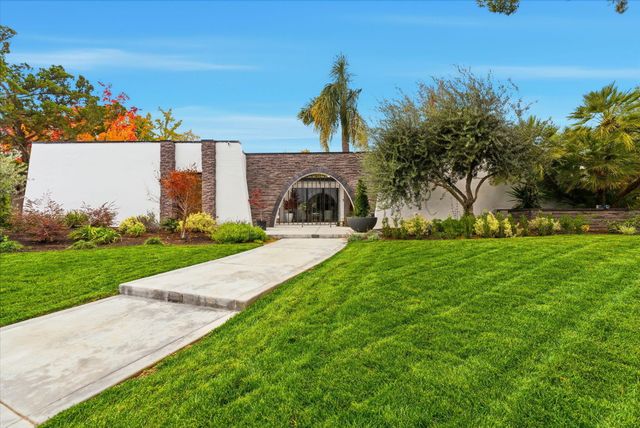 5101 N Pleasant Avenue, Fresno, CA 93711