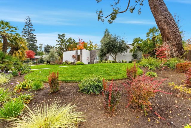 5101 N Pleasant Avenue, Fresno, CA 93711