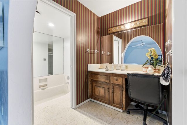 5101 N Pleasant Avenue, Fresno, CA 93711