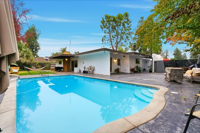 5101 N Pleasant Avenue, Fresno, CA 93711