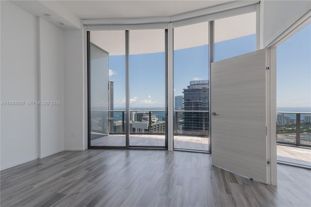 801 S Miami Ave 5701, Miami, FL 33130