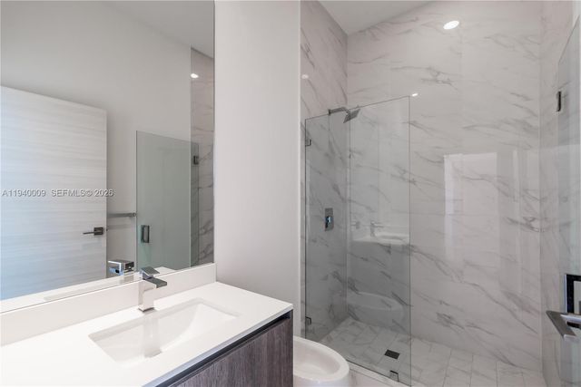 801 S Miami Ave 5701, Miami, FL 33130