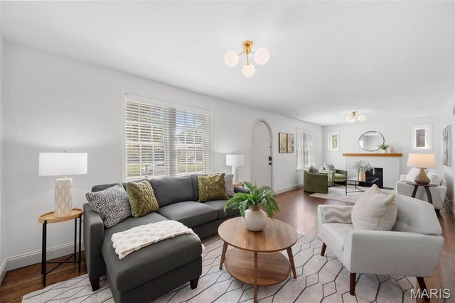 1251 Waldron Avenue, University City, MO 63130