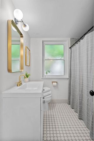 1251 Waldron Avenue, University City, MO 63130