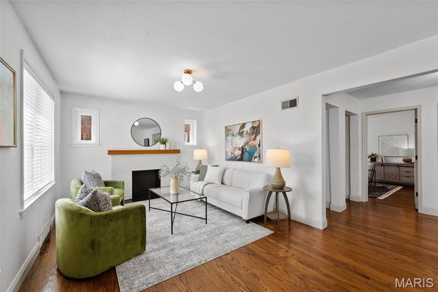 1251 Waldron Avenue, University City, MO 63130