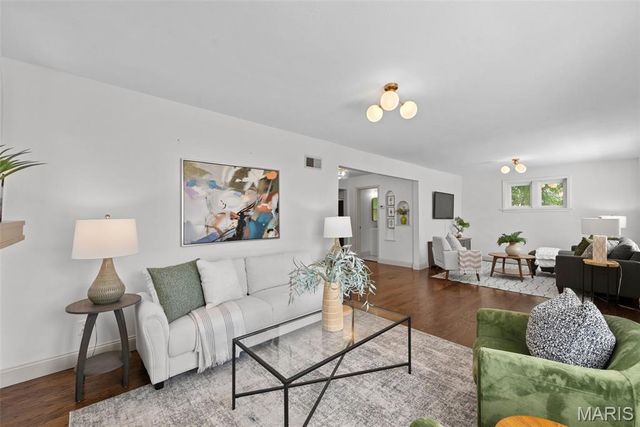 1251 Waldron Avenue, University City, MO 63130