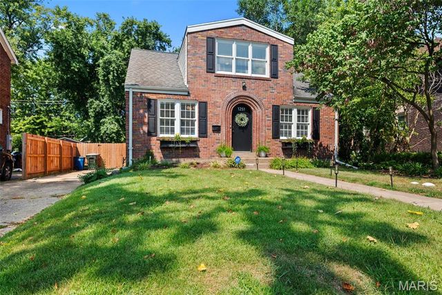 1251 Waldron Avenue, University City, MO 63130
