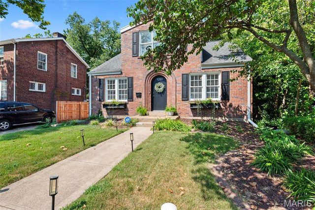 1251 Waldron Avenue, University City, MO 63130