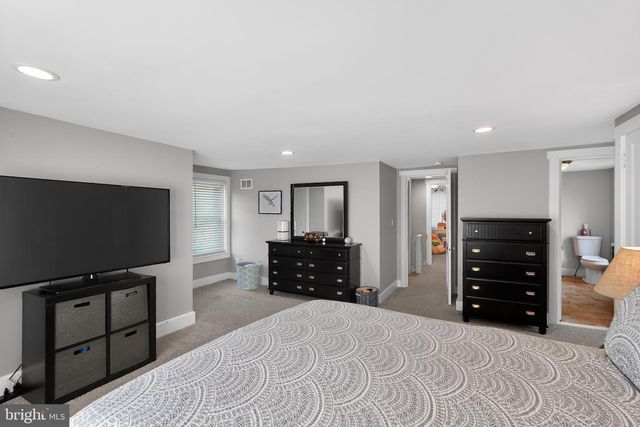 639 E VINE ST, Stowe, PA 19464