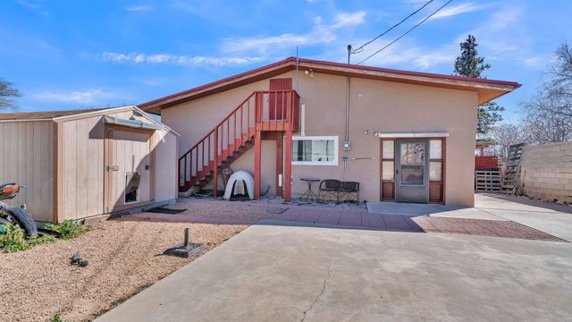 2913 Calle De Oriente, Santa Fe, NM 87507