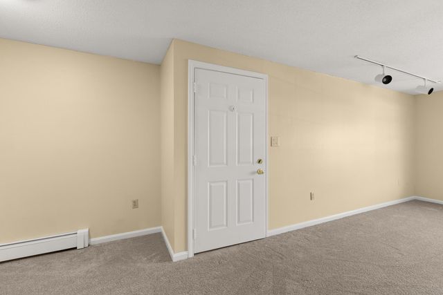 50 Brookside Dr Apt P1, Exeter, NH 03833