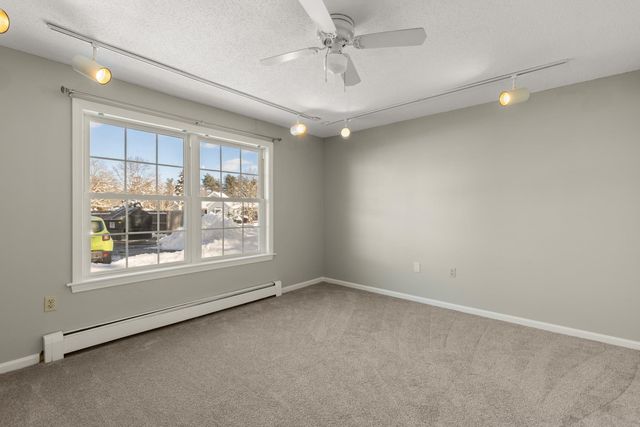 50 Brookside Dr Apt P1, Exeter, NH 03833