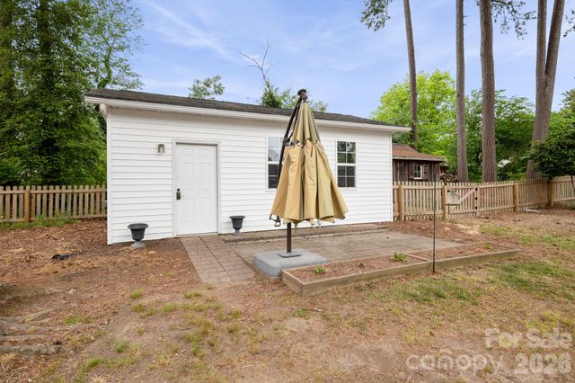 511 W Rice Street, Landis, NC 28088