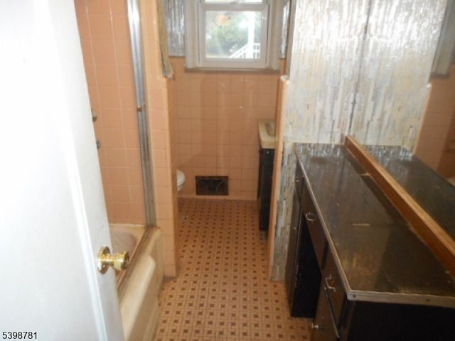 399 Tremont Ave, City Of Orange Twp., NJ 07050