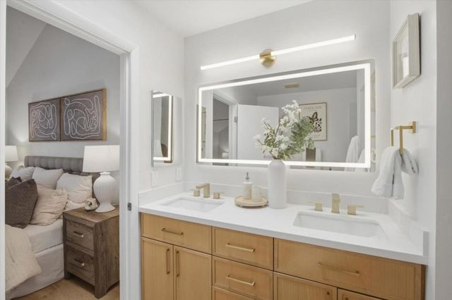 22944 Longdown Road, Cupertino, CA 95014