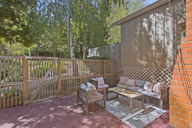 22944 Longdown Road, Cupertino, CA 95014
