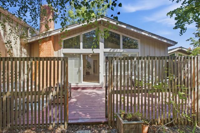 22944 Longdown Road, Cupertino, CA 95014
