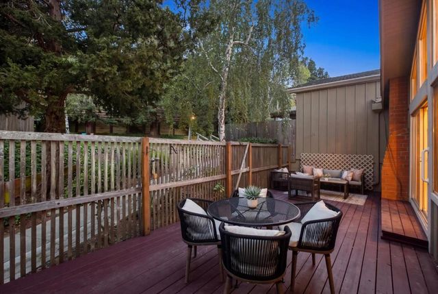 22944 Longdown Road, Cupertino, CA 95014
