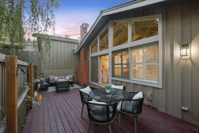 22944 Longdown Road, Cupertino, CA 95014