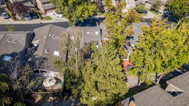 22944 Longdown Road, Cupertino, CA 95014