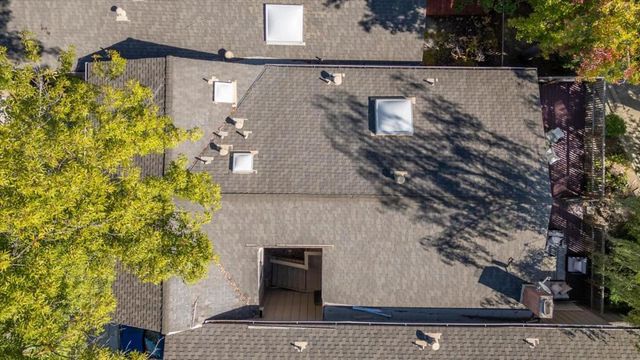 22944 Longdown Road, Cupertino, CA 95014