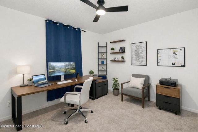 985 Dugan Circle SE, Palm Bay, FL 32909