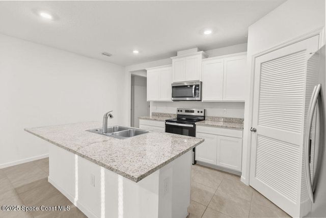 985 Dugan Circle SE, Palm Bay, FL 32909