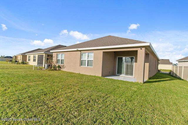 985 Dugan Circle SE, Palm Bay, FL 32909