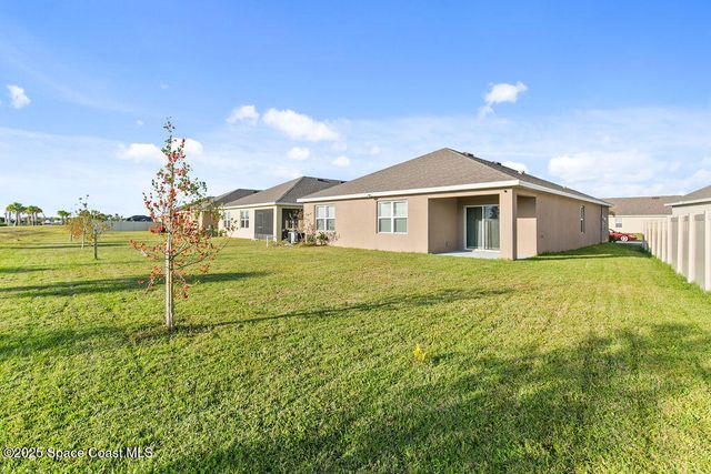 985 Dugan Circle SE, Palm Bay, FL 32909