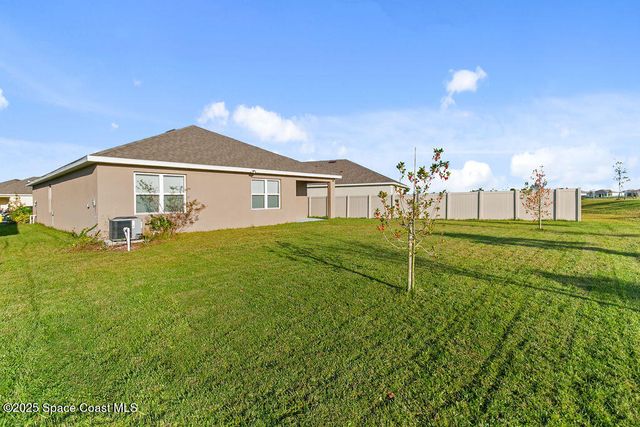 985 Dugan Circle SE, Palm Bay, FL 32909