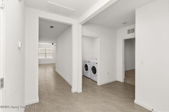 985 Dugan Circle SE, Palm Bay, FL 32909