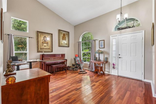 11612 WINDSORTON WAY, Tampa, FL 33626