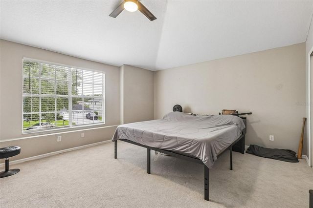 11612 WINDSORTON WAY, Tampa, FL 33626