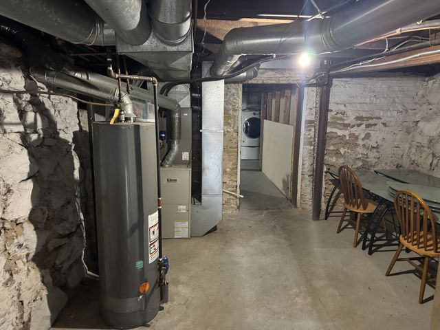 737 E Grant Highway, Marengo, IL 60152