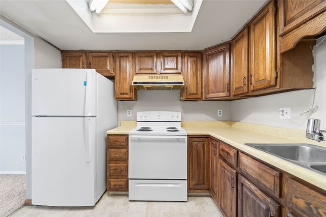 700 S Dakota Avenue 109, Ames, IA 50014