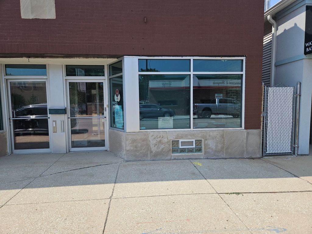 7003 W Higgins Avenue, Chicago, IL 60656