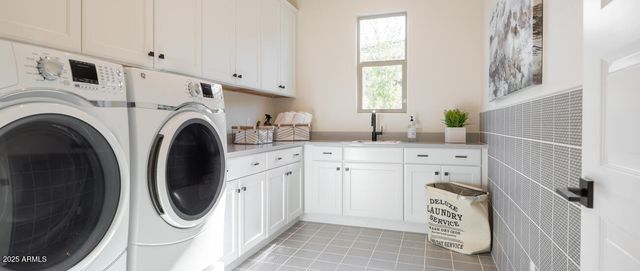 9918 E Strobe Avenue, Mesa, AZ 85212