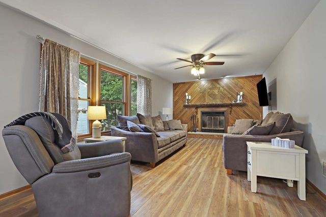 614 Indian Point ROAD, Twin Lakes, WI 53181