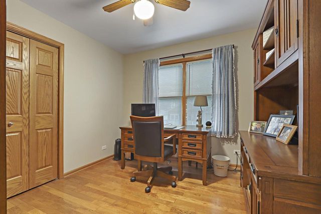 614 Indian Point ROAD, Twin Lakes, WI 53181